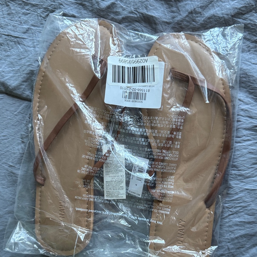 Old Navy Brown Flip Flops